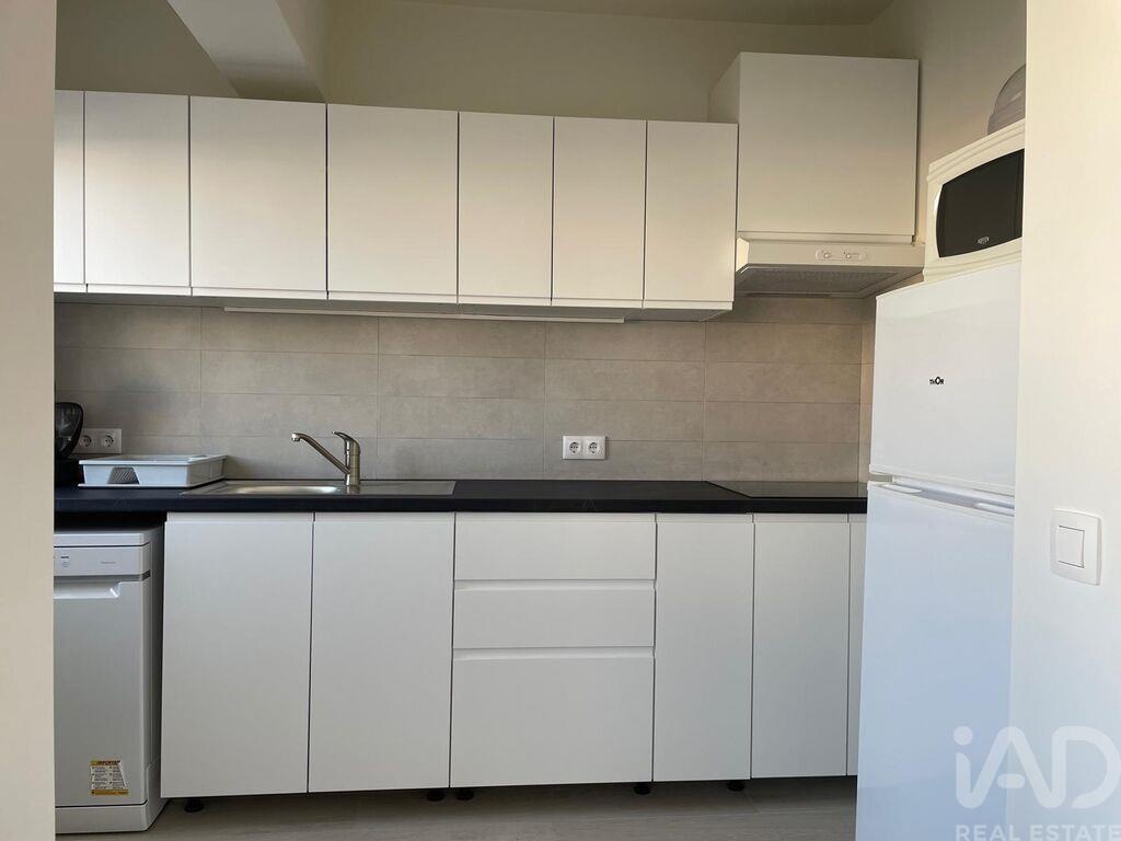 Apartment in Oura - Image 3