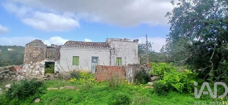 House in Estoi - view 1