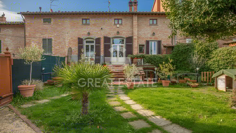 House in Gioiella - view 1