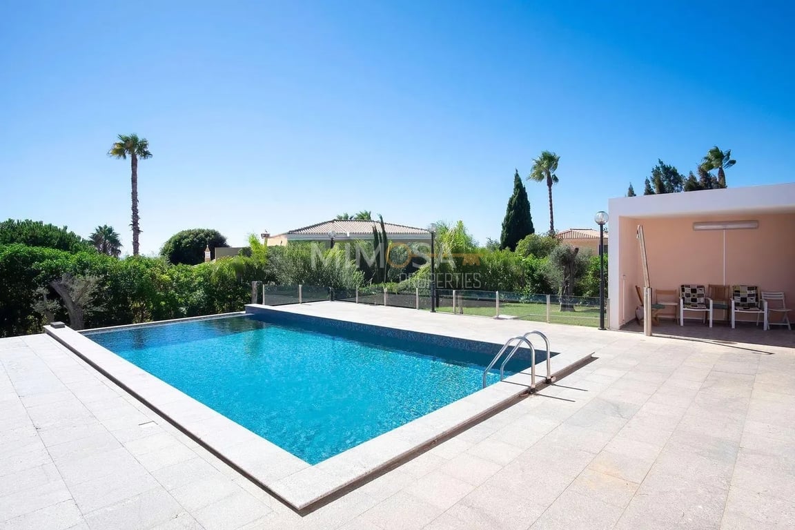 Villa in Vale da Lama - Image 3