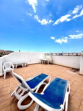 Apartment in Los Cristianos - view 1