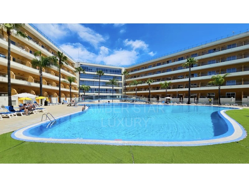 Apartment in Olhos de Agua - Image 3