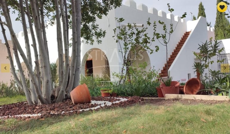 Villa in Sax - view 1