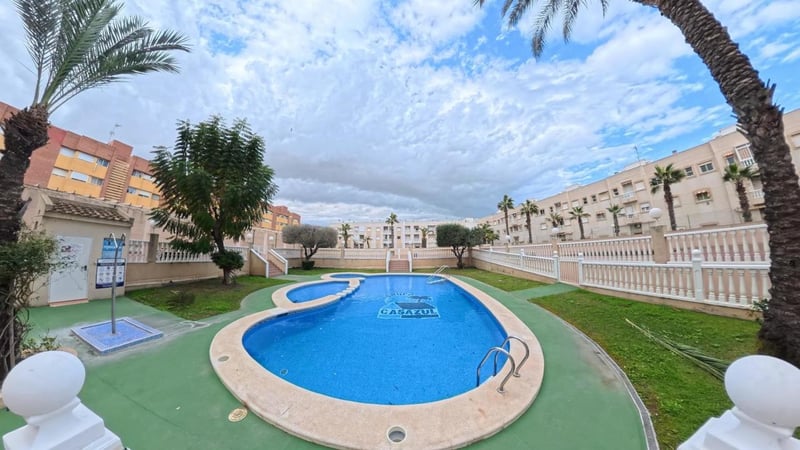 Apartment in Torrevieja - view 1