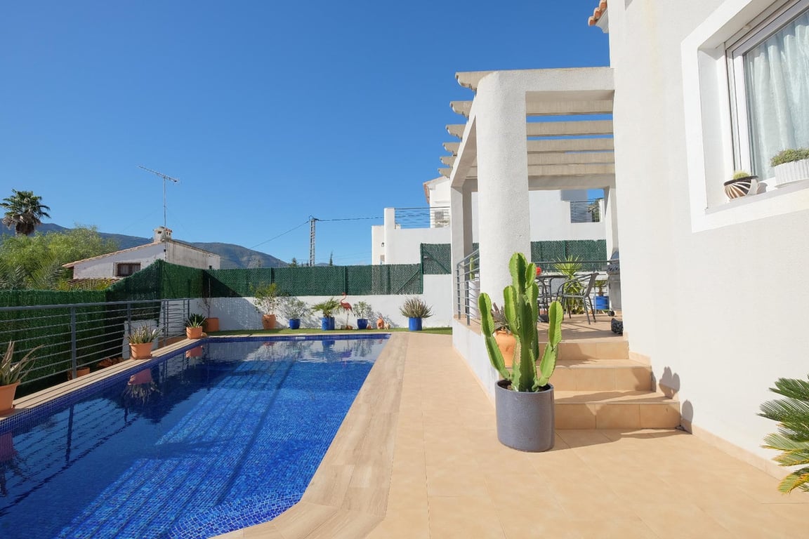 Villa in Alcalali - Image 3