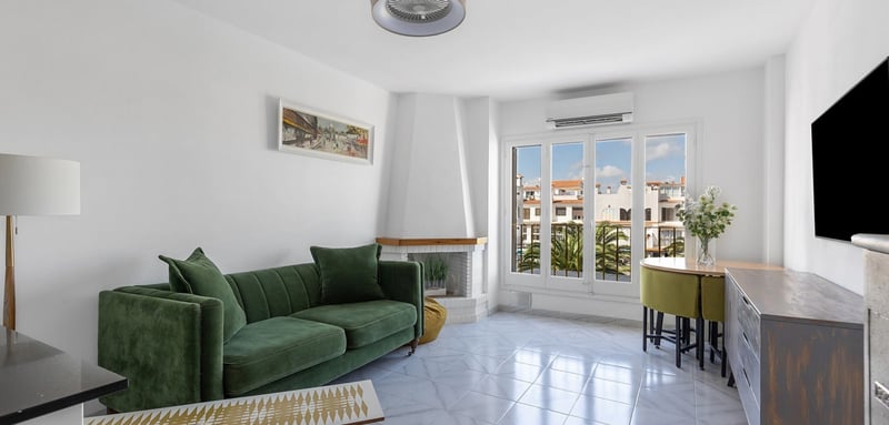 Apartment in Torrelamata - view 1