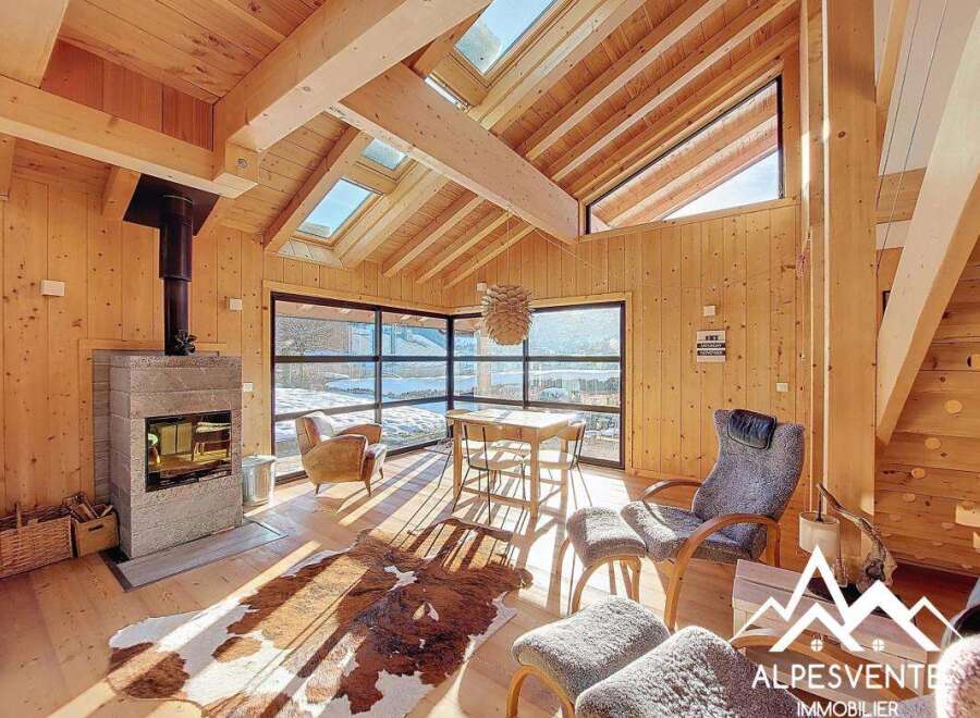 House in Le Biot - Image 3