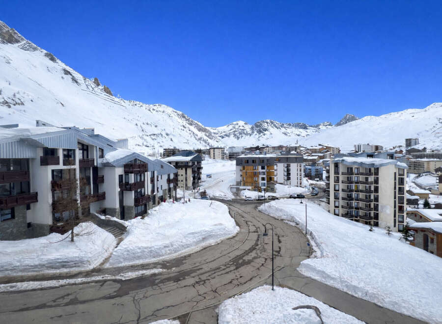 Apartment in Tignes - Image 2