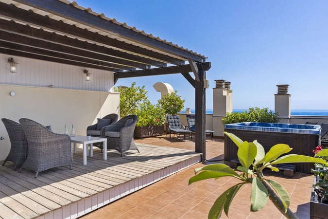 Apartment in Benalmadena - view 1