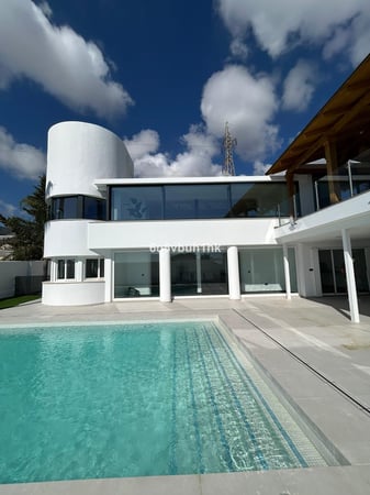 Villa in Benalmadena - view 1