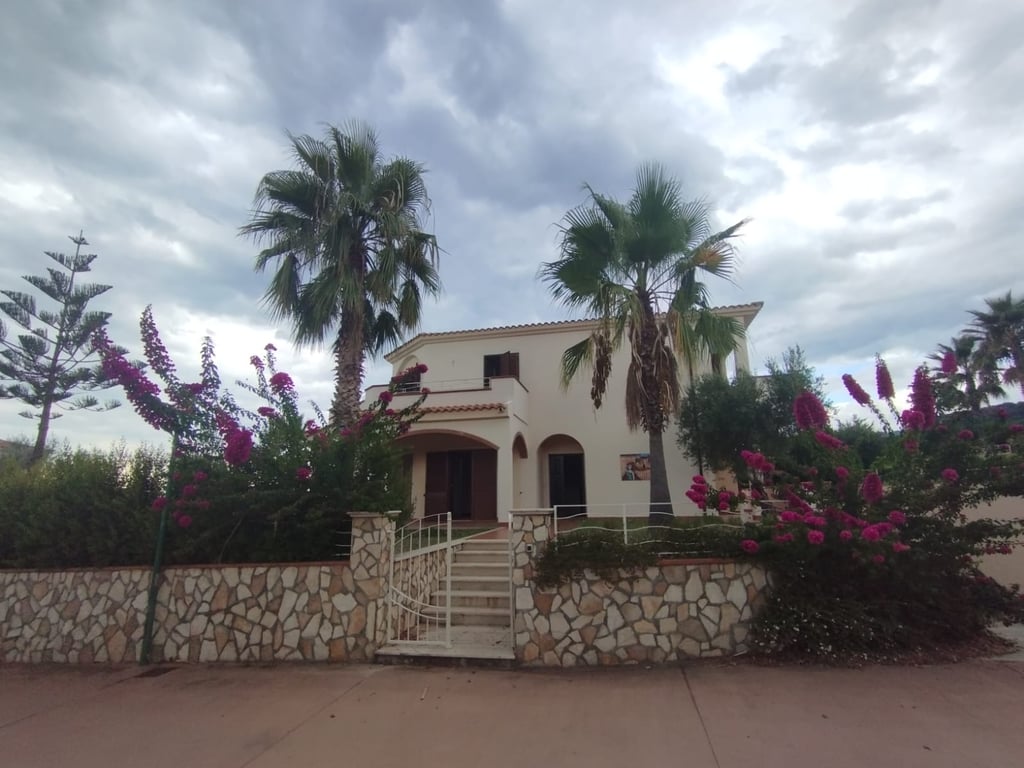 House in Belvedere Marittimo