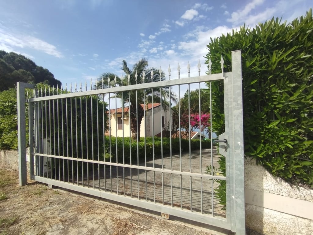 House in Scalea - Image 2