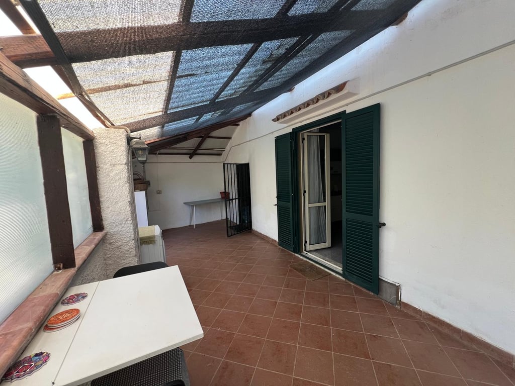 Villa in Marcellina - Image 3