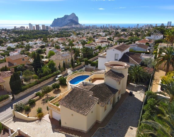 Villa in Calp - view 1
