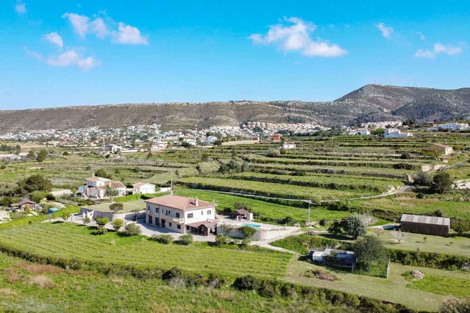 Villa in Benitachell - view 1