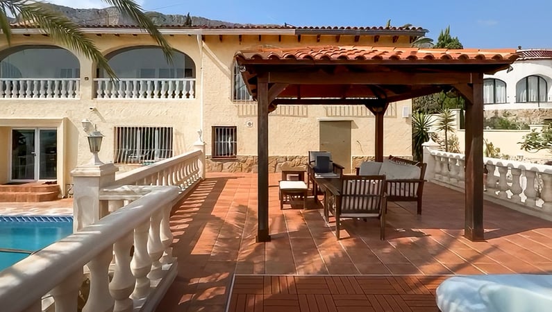 Villa in Calp - view 1