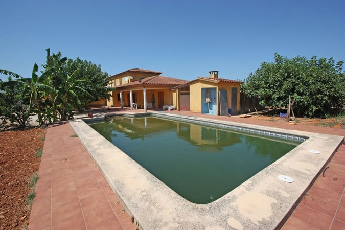 Villa in Pedreguer - view 1