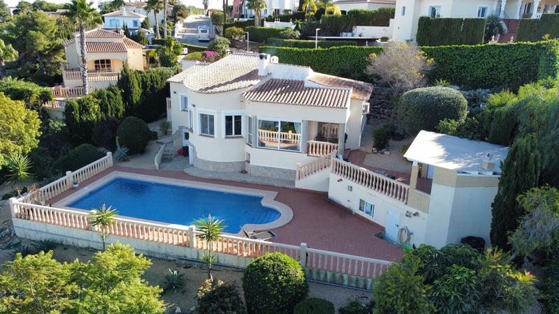 Villa in Alicante - view 1