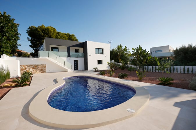 Villa in Calp - view 1