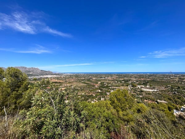 House in Alicante - view 1