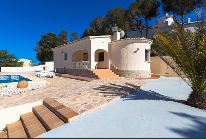 Villa in Calp - view 1