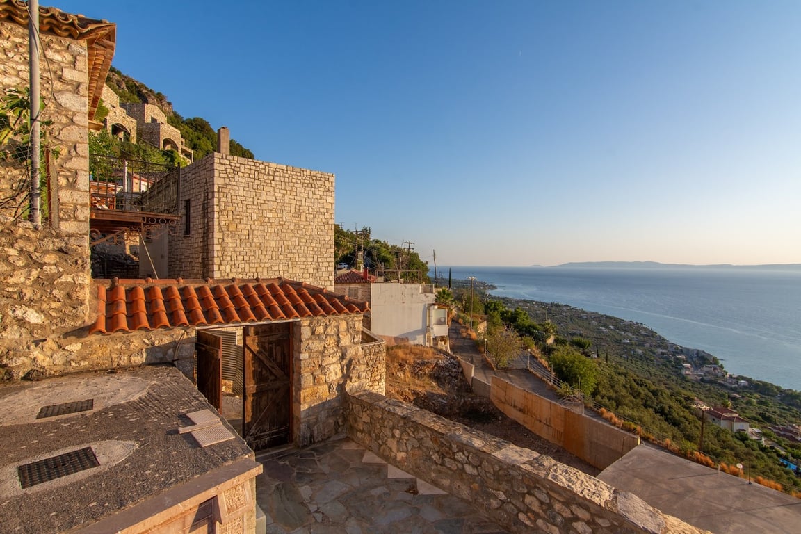 Villa in Kato Verga - Image 3