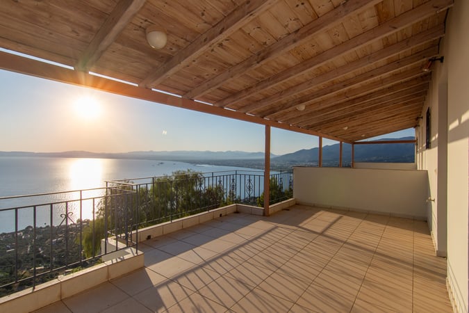 Villa in Kato Verga - view 1