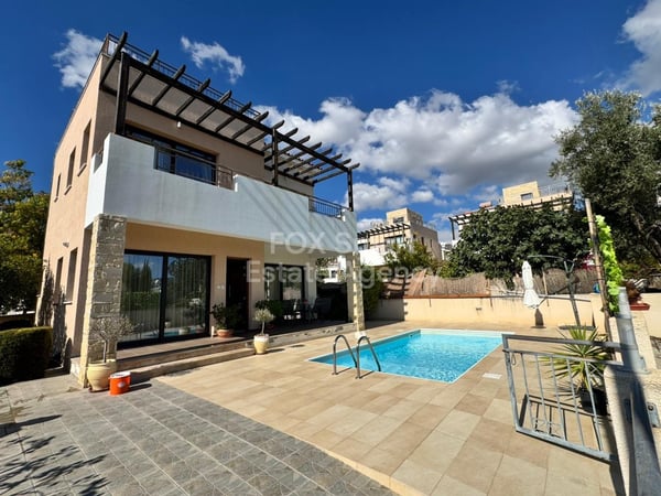 House in Pegeia - view 1