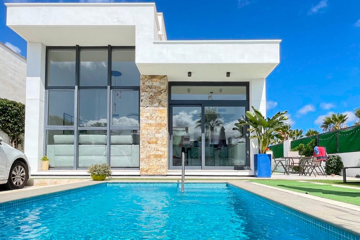 Villa in Rojales - Image 2