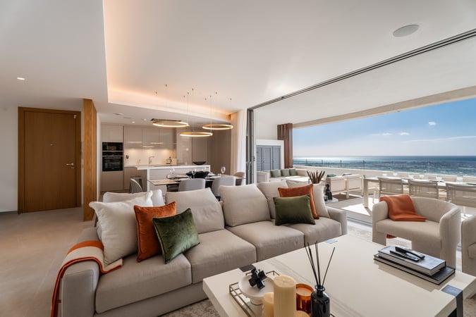 Apartment in Benahavis - view 1