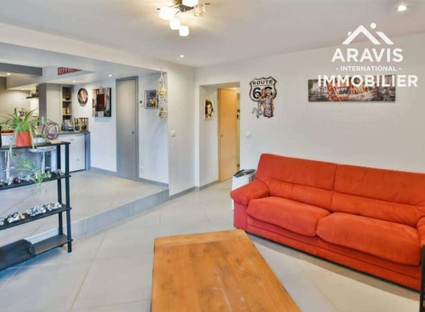 Apartment in Marnaz - view 1