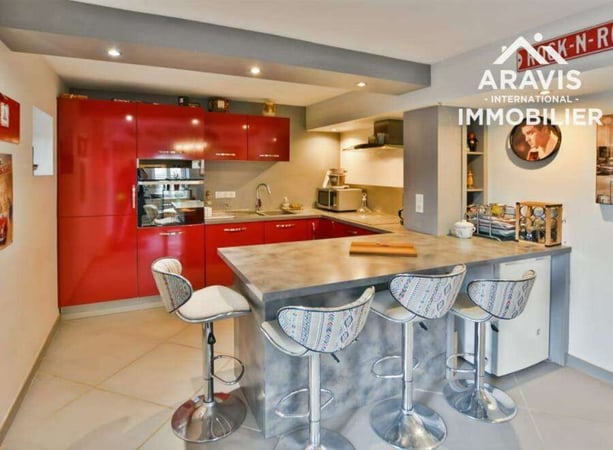 Apartment in Marnaz - view 1