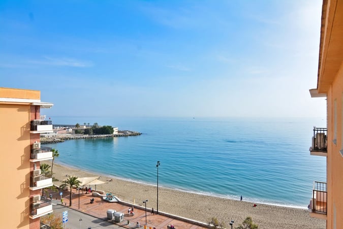 Penthouse in Fuengirola - view 1