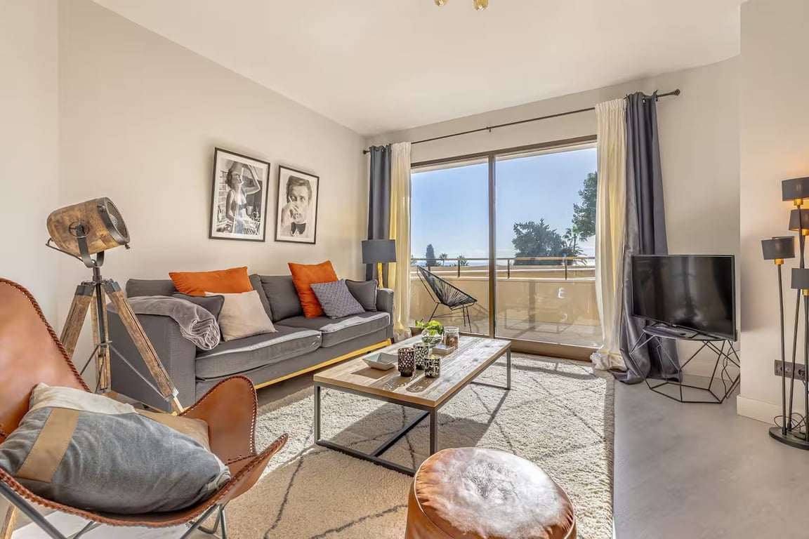 Apartment in Estepona - Image 3