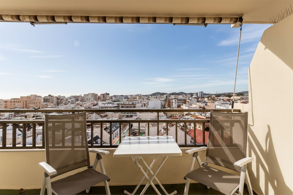 Apartment in Fuengirola - Image 2