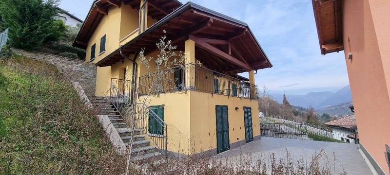 House in Menaggio - view 1