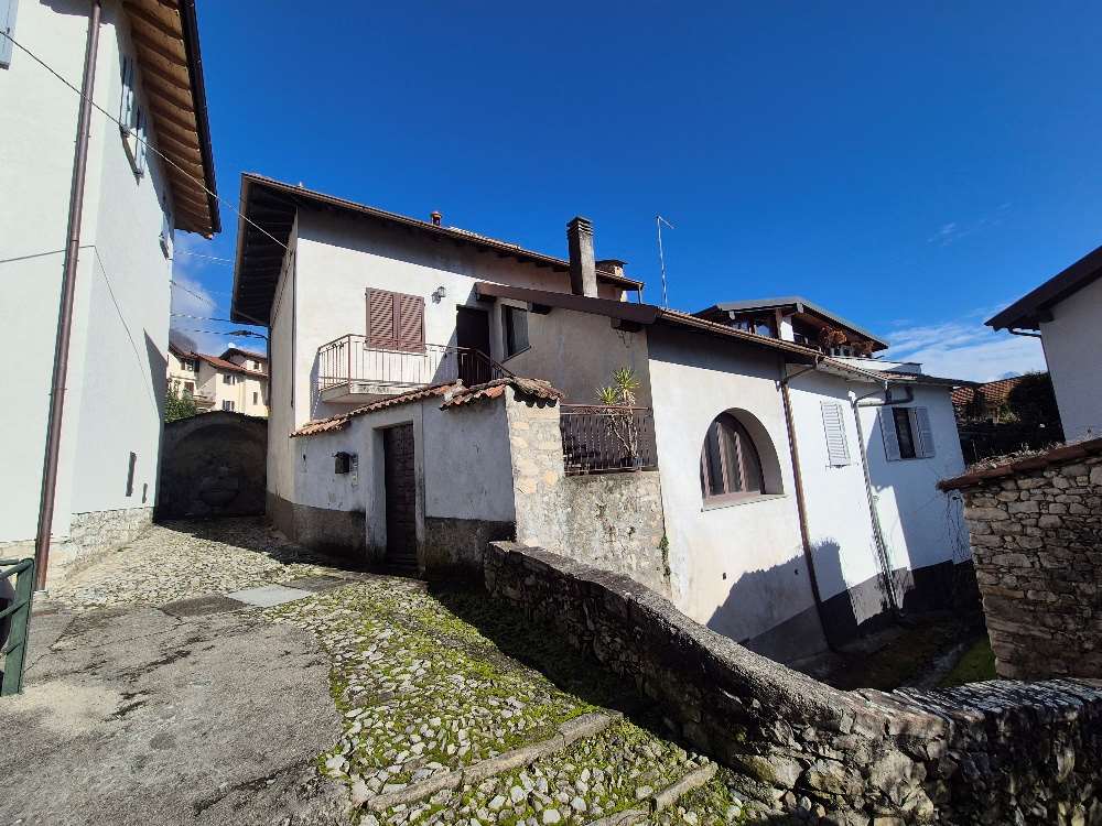 House in Tremezzina - Image 2