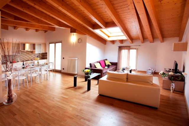 House in Griante - Image 2