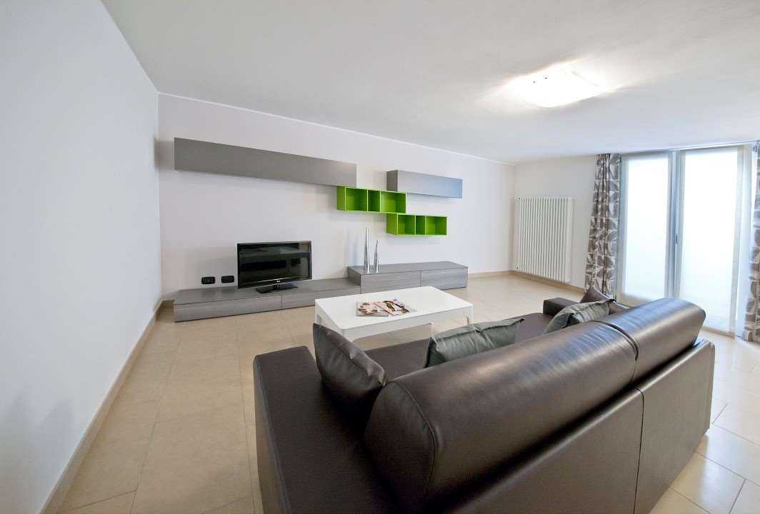 House in Menaggio - Image 3