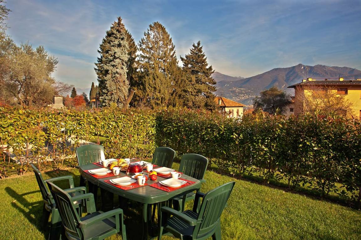 House in Griante - Image 2