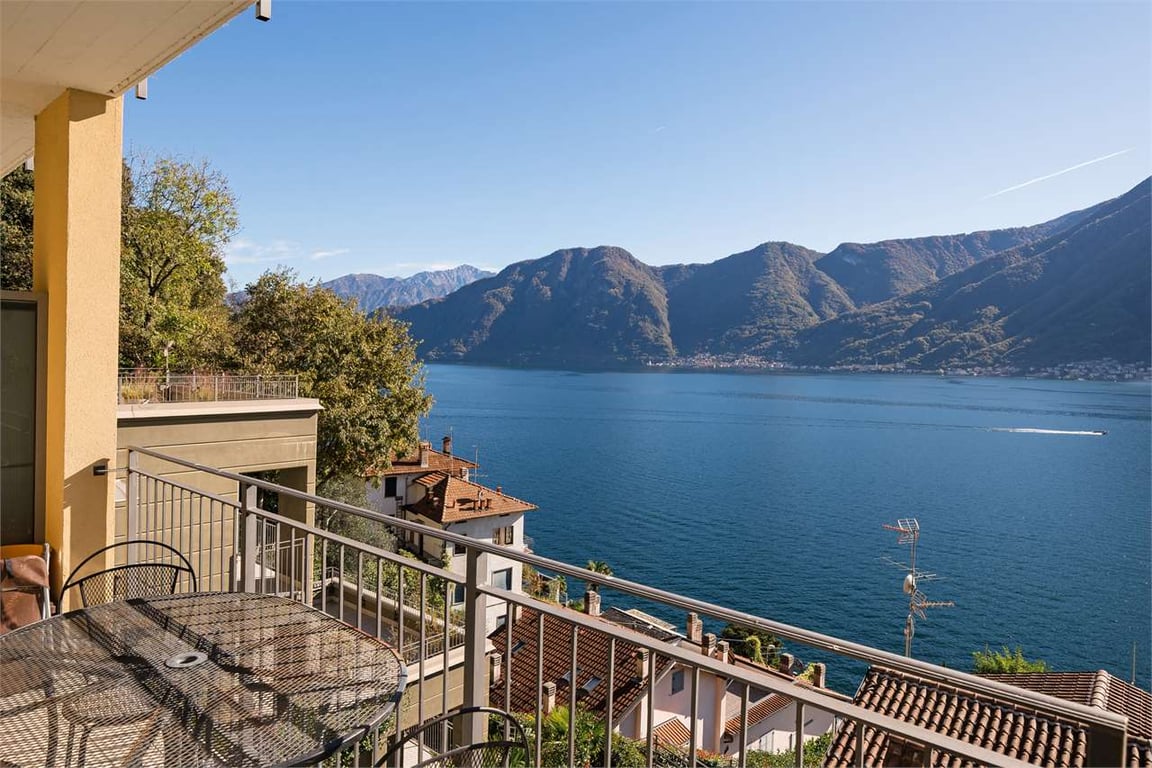 House in Sala Comacina - Image 3