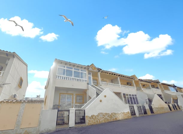 Penthouse in Cabo Roig - view 1