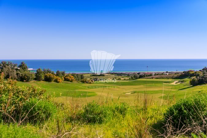 House in Meia Praia - view 1