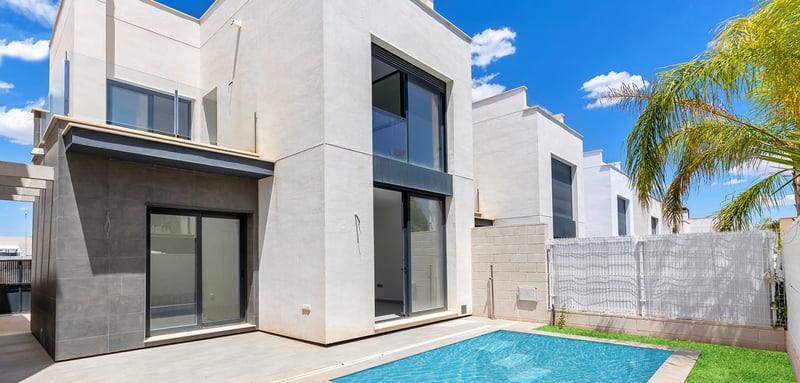 House in Villamartin - view 1