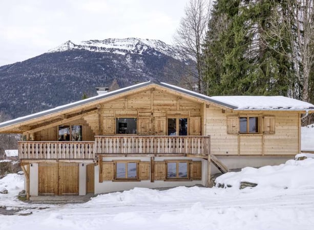 House in Les Houches - view 1