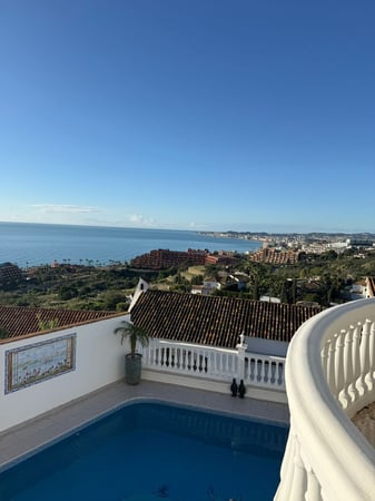 Villa in Torreblanca - view 1