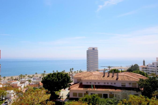 Apartment in Estepona - view 1