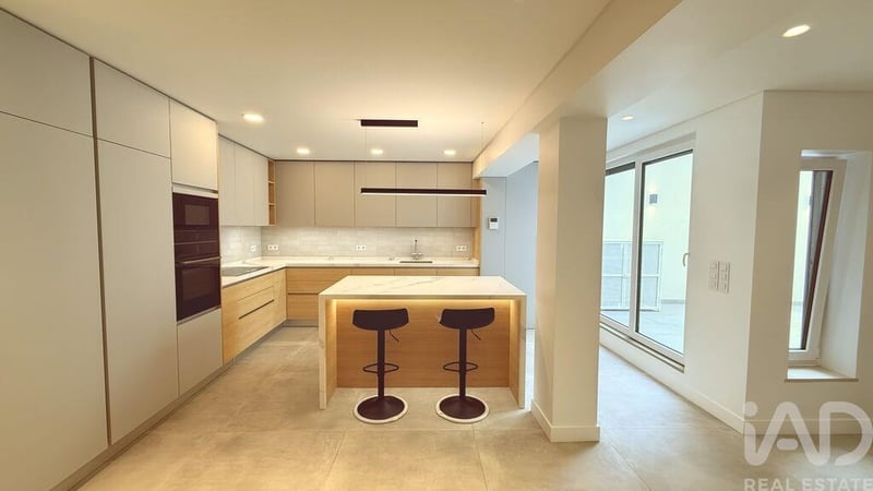 Apartment in Merces - view 1