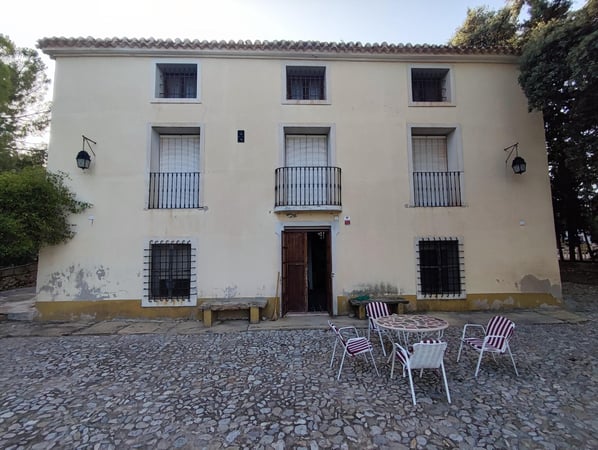 House in El Nino - view 1