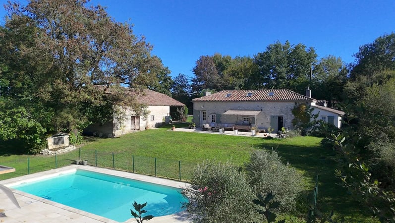 House in Castillonnes - view 1